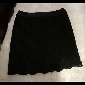 Laundry by Shelli Segal size 8 lace skirt